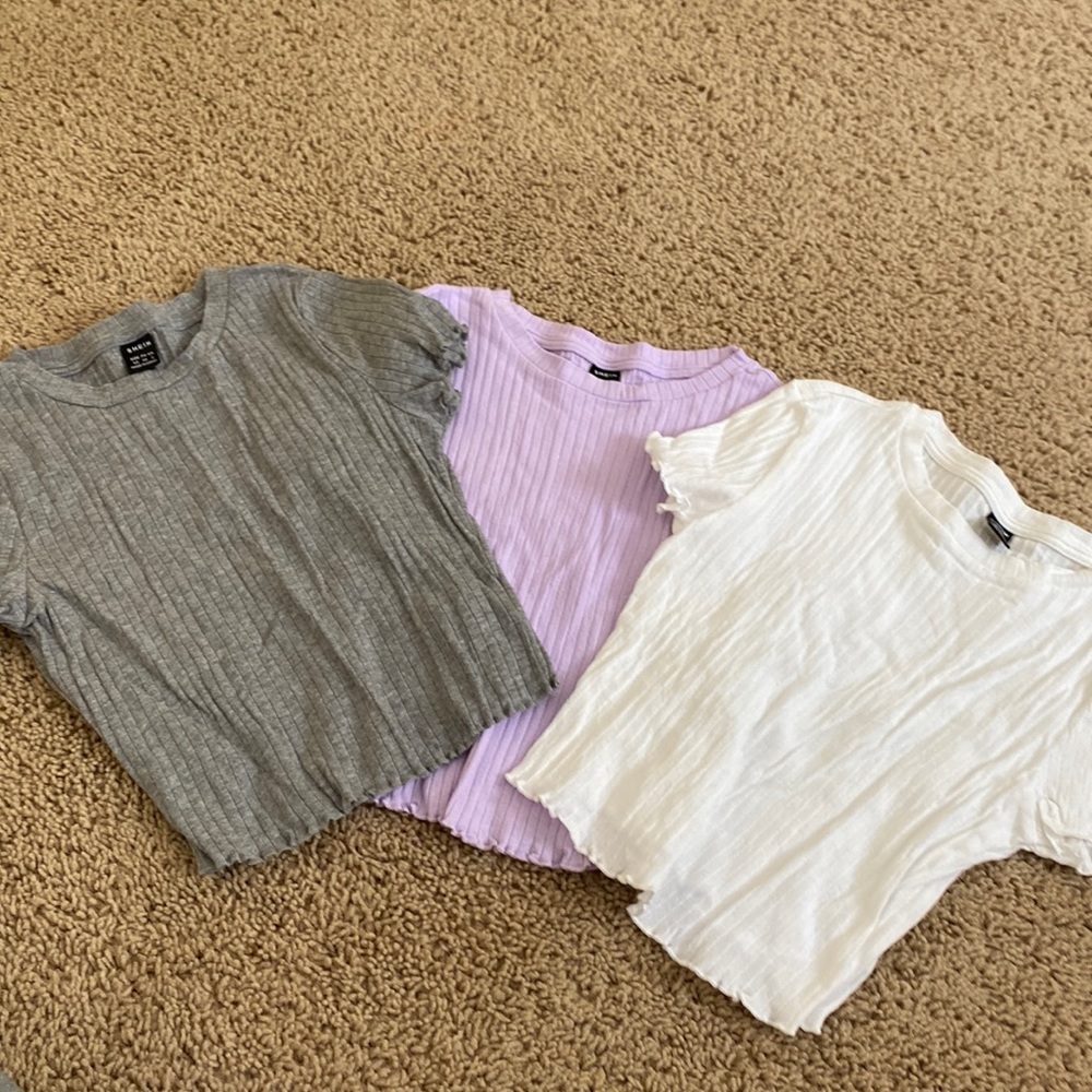 Ribbed ruffle 3 set white grey and purple tops